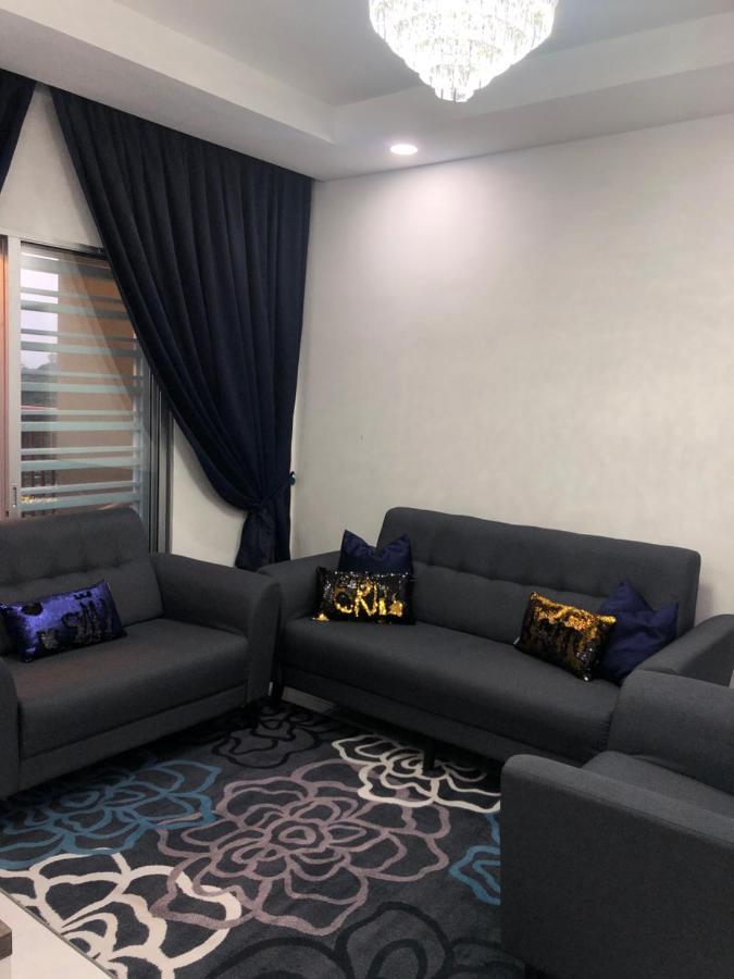 Ramadhina Eagle Eye View Home2Stay Emerald Avenue Бринчанг Экстерьер фото